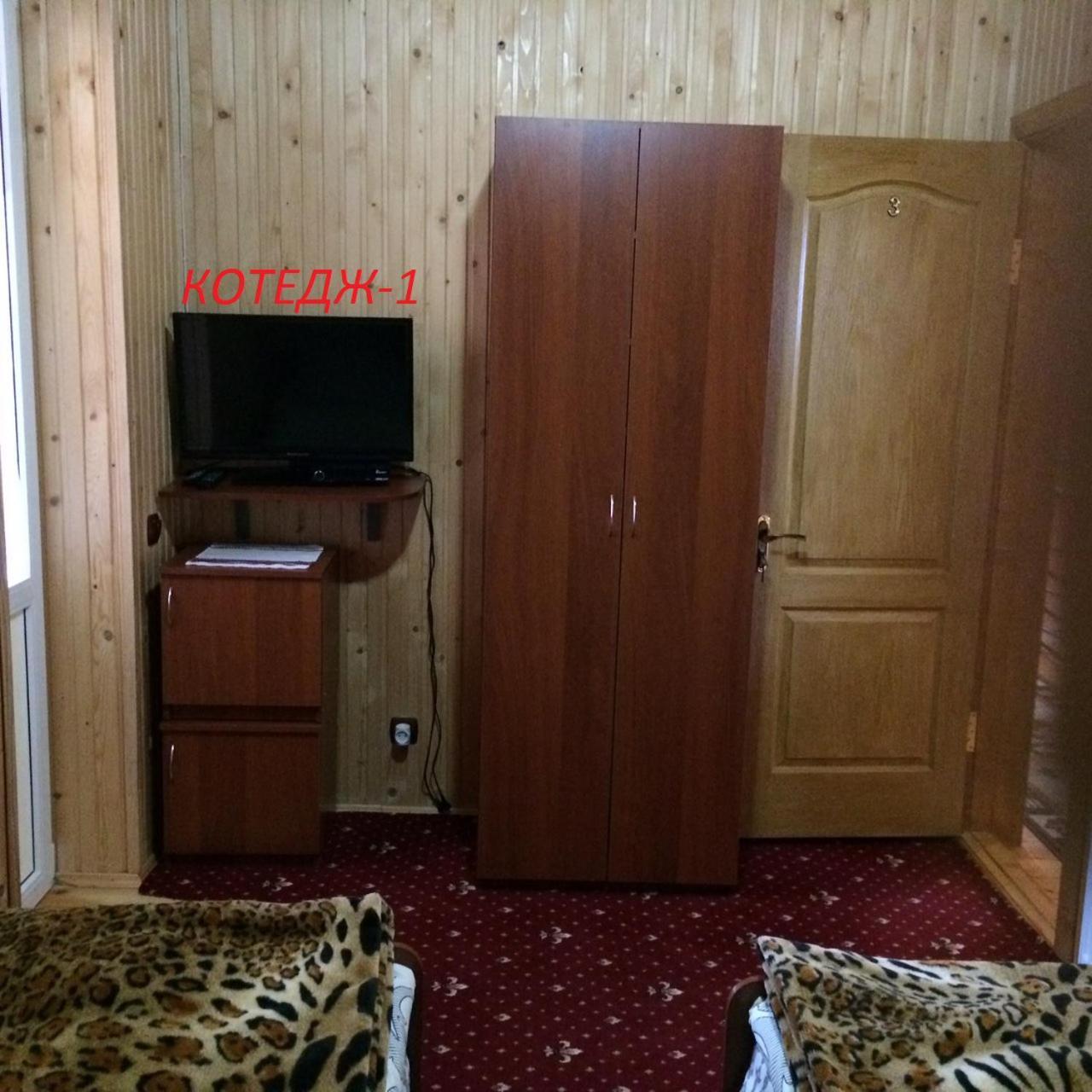 Котедж ,,Тік" Hotel Tatariv Exterior photo