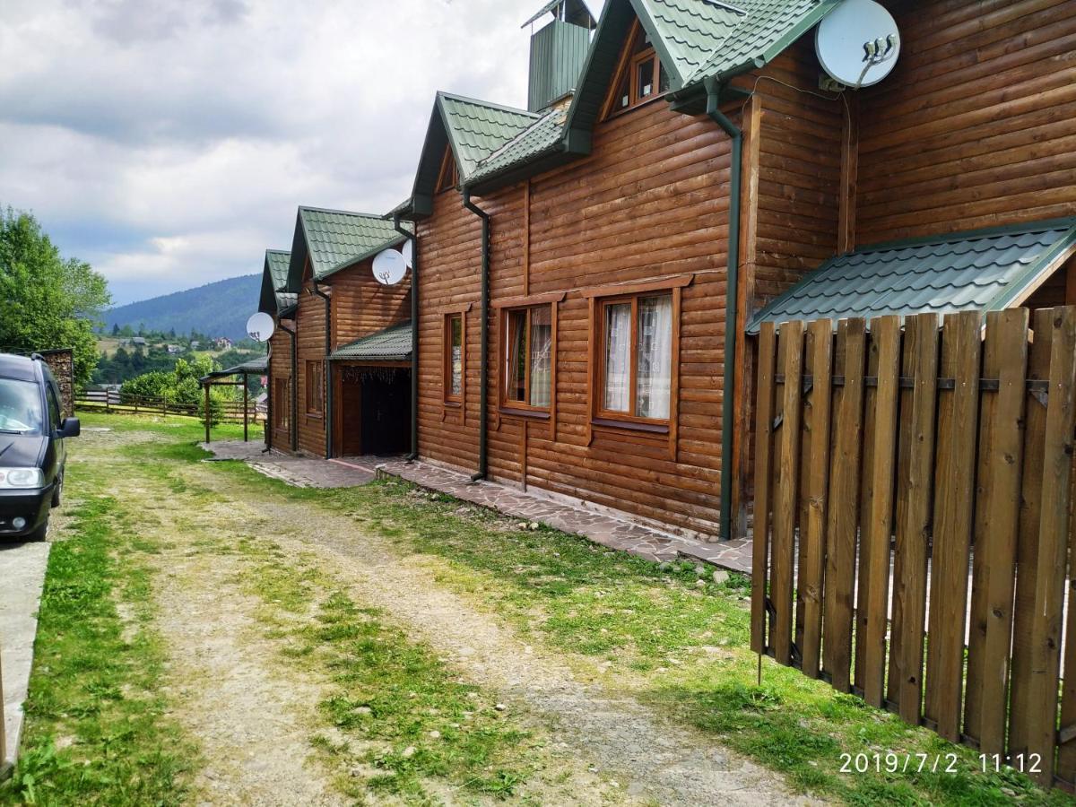 Котедж ,,Тік" Hotel Tatariv Exterior photo
